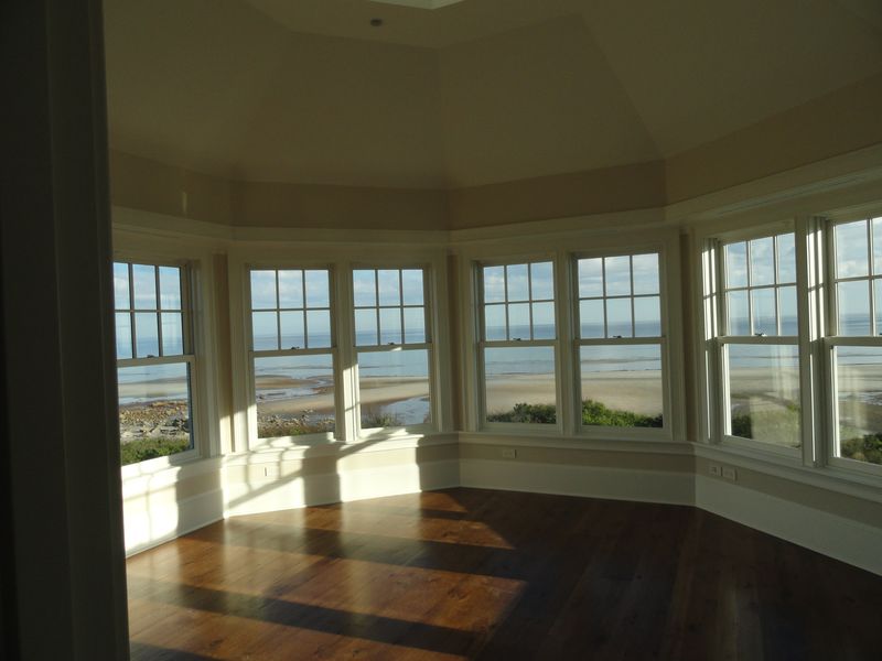 View from second floor to outside, round room with eight windows